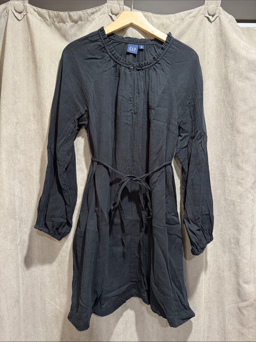 GAP Crinkle Gauze Black Long Sleeve Tie-Waist Dress
